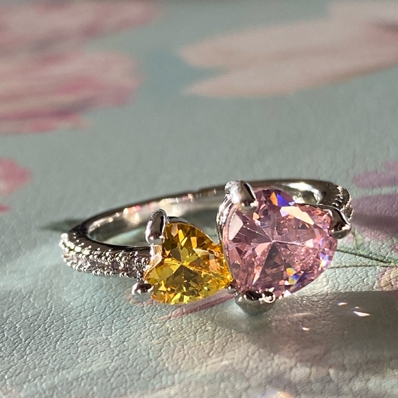 Hearts shaped sterling silver ring 💛💗💍✨ - Picture 3 of 7